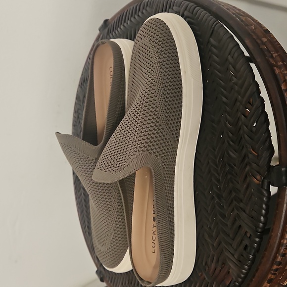 Lucky Brand Larlan Mule Slip On Shoes in Army Green Size 7.5 - Picture 4 of 9